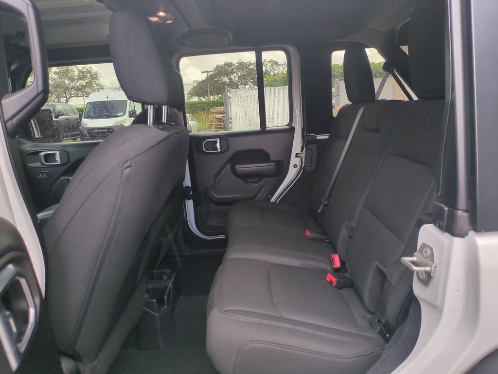 Used 2023 Jeep Wrangler Sport S image 17