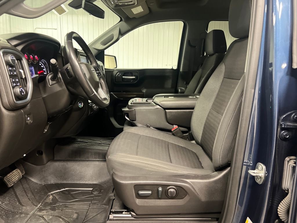 Certified 2022 Chevrolet Silverado 1500 RST AWD/4WD image 13