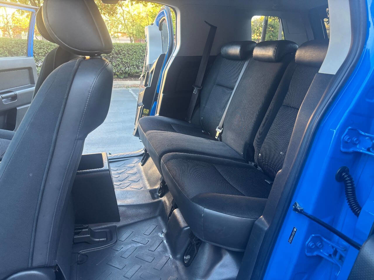 Used 2007 Toyota FJ Cruiser 2WD image 13