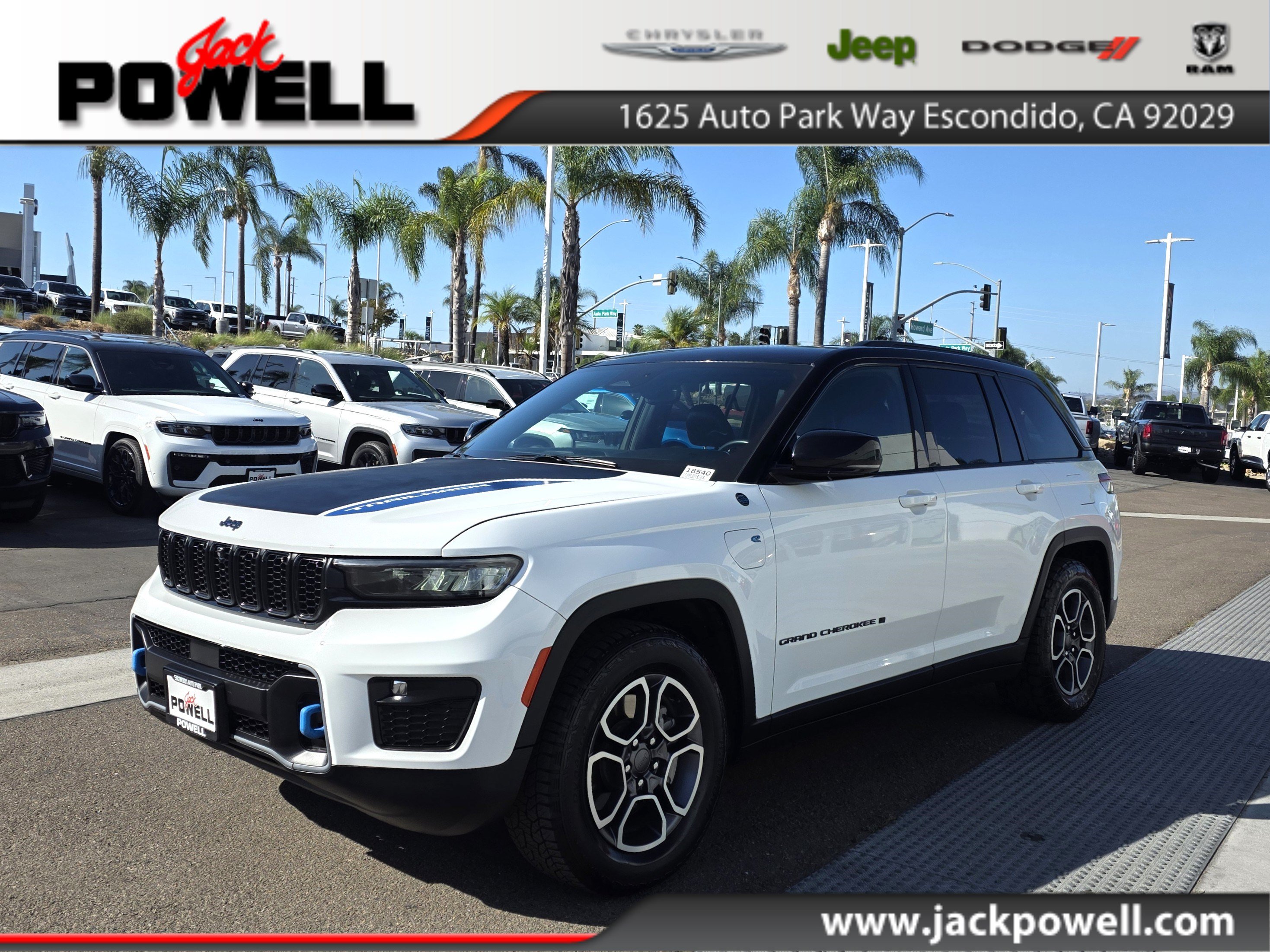 Certified 2022 Jeep Grand Cherokee Trailhawk AWD/4WD video 1