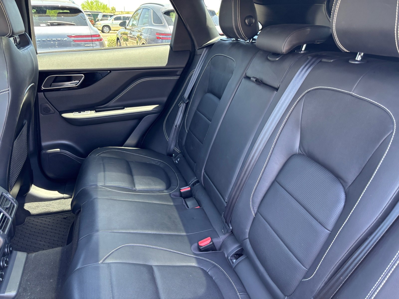 Used 2018 Jaguar F-PACE R-Sport AWD/4WD image 17