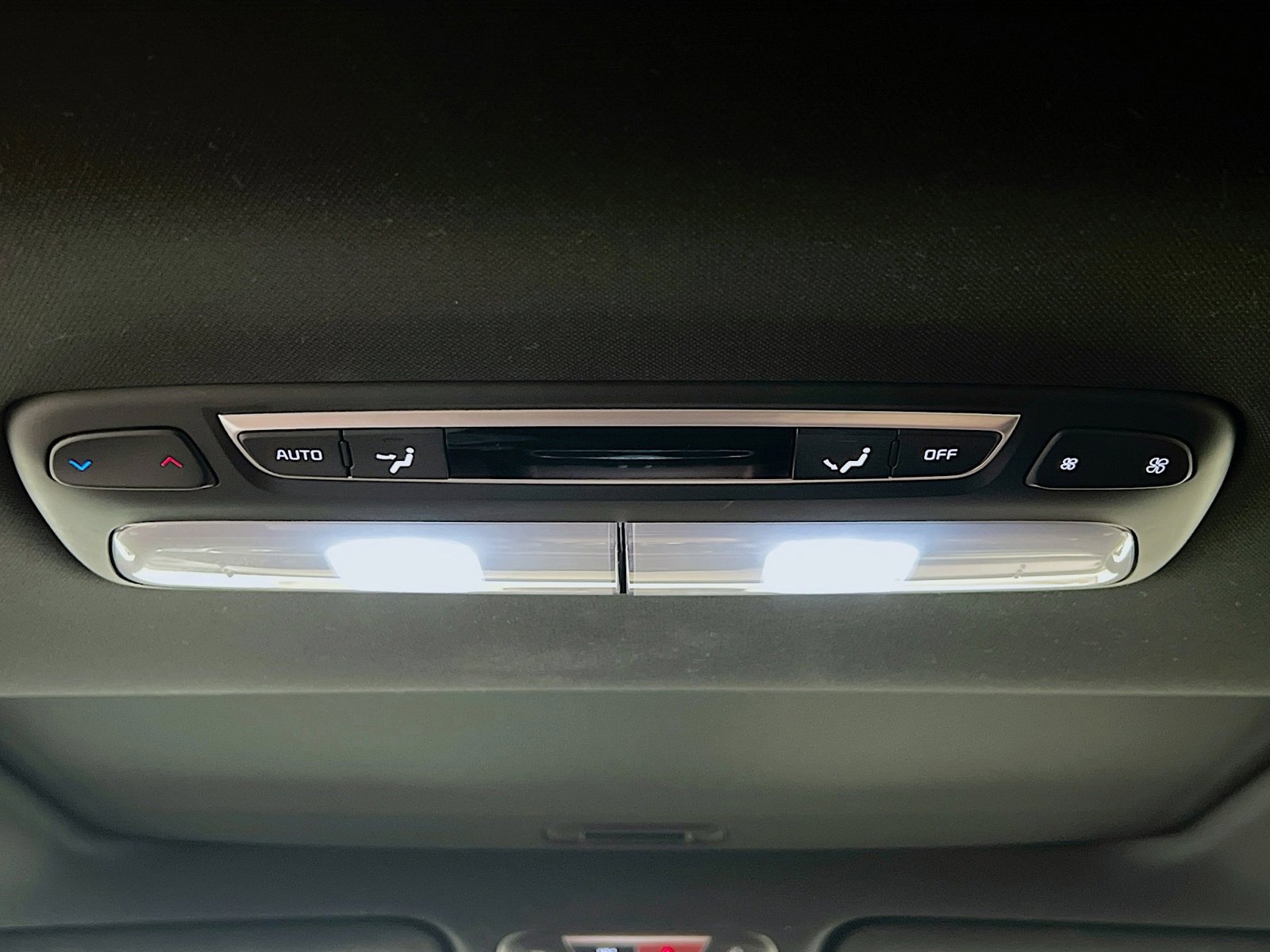 Used 2024 Kia Telluride SX image 20