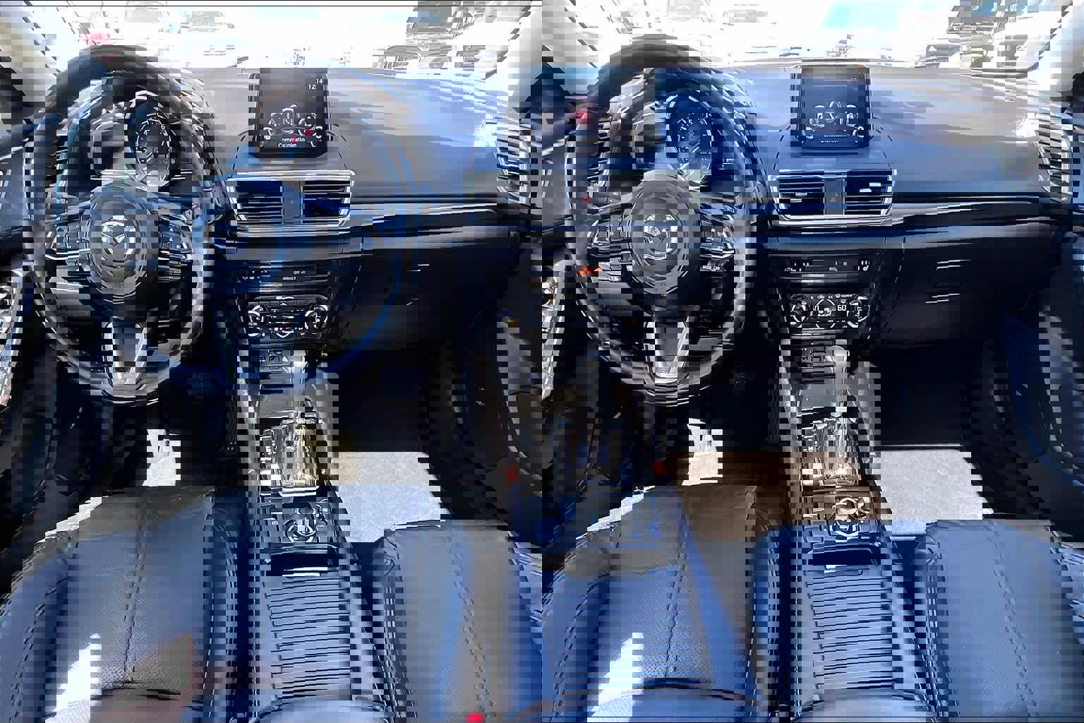 Used 2018 MAZDA MAZDA3 Grand Touring w/ Premium Equipment Package image 16