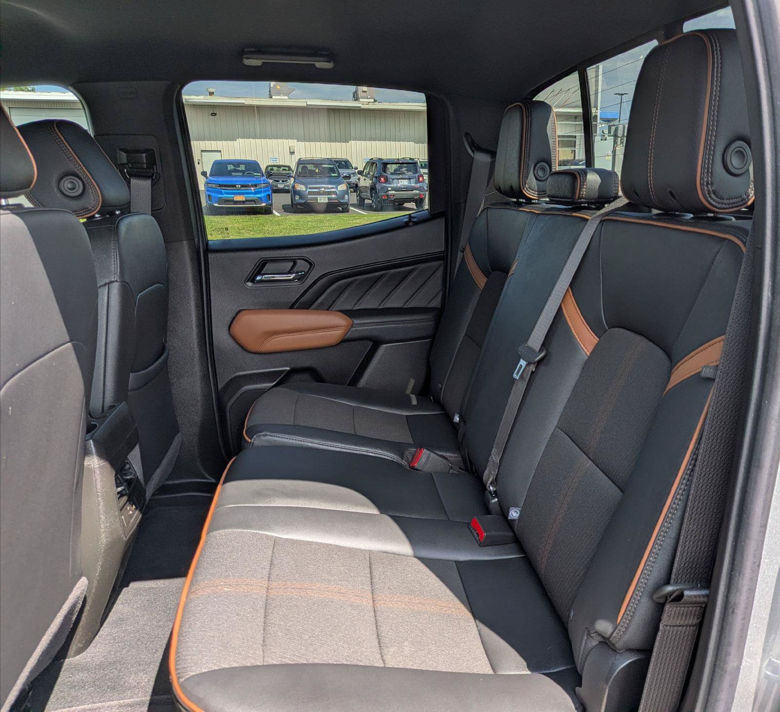 Used 2026 GMC Canyon AT4 AWD/4WD image 21