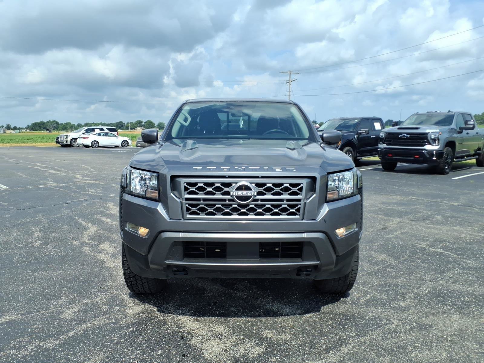 Used 2022 Nissan Frontier SV AWD/4WD image 8