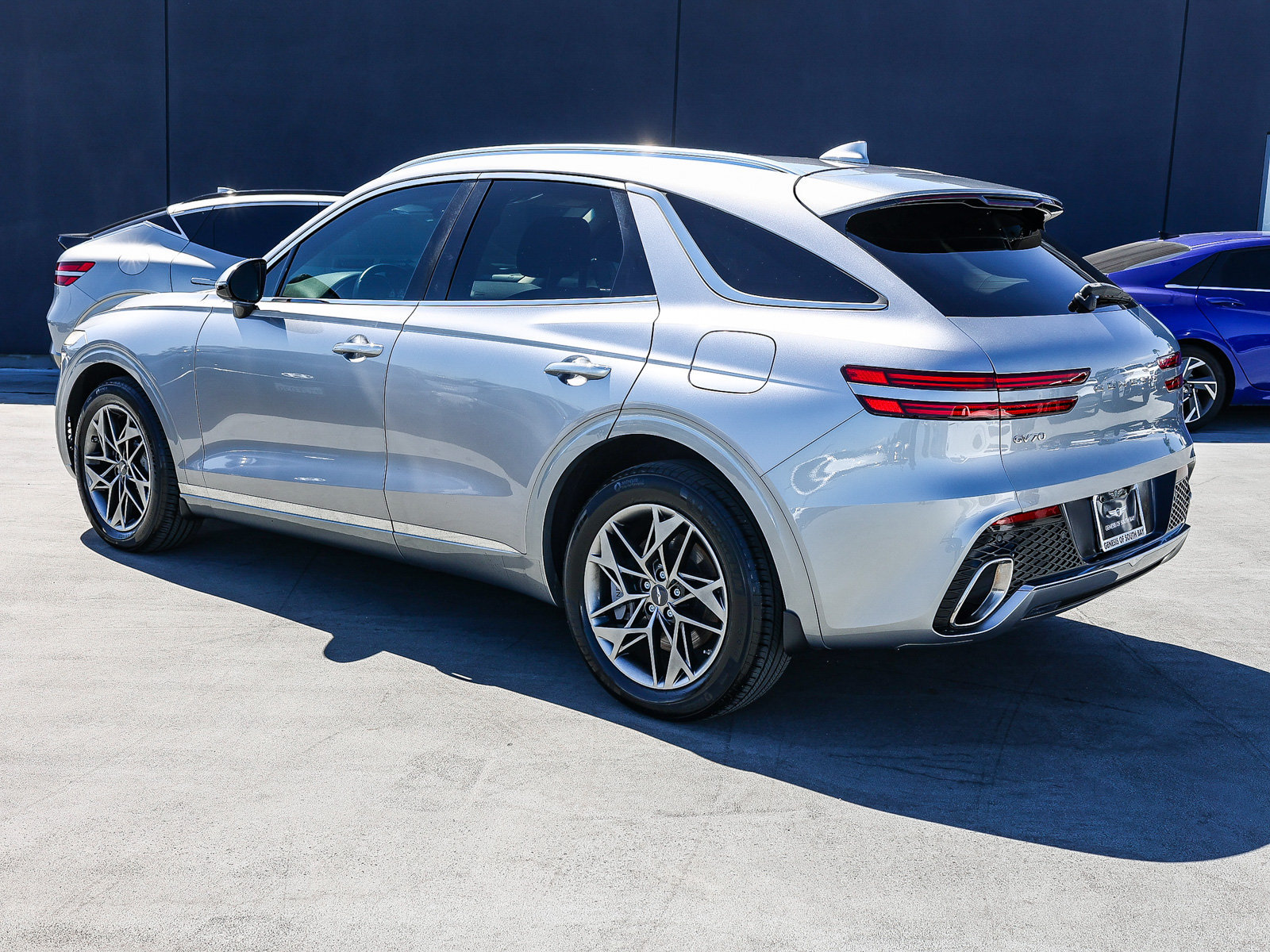 Used 2024 Genesis GV70 2.5T w/ Select Package AWD/4WD image 6