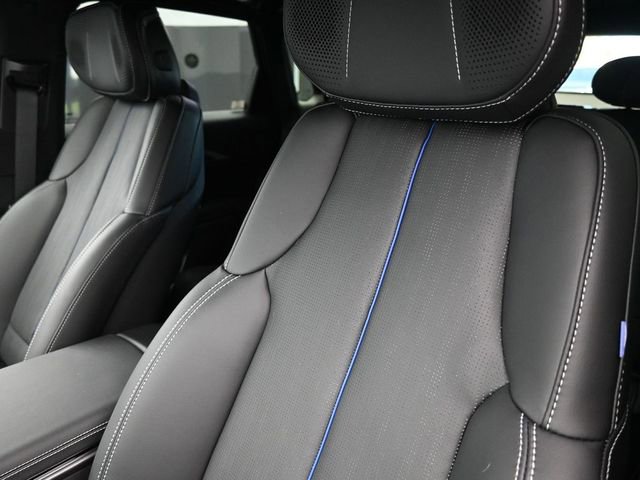 New 2026 Cadillac Lyriq V image 14