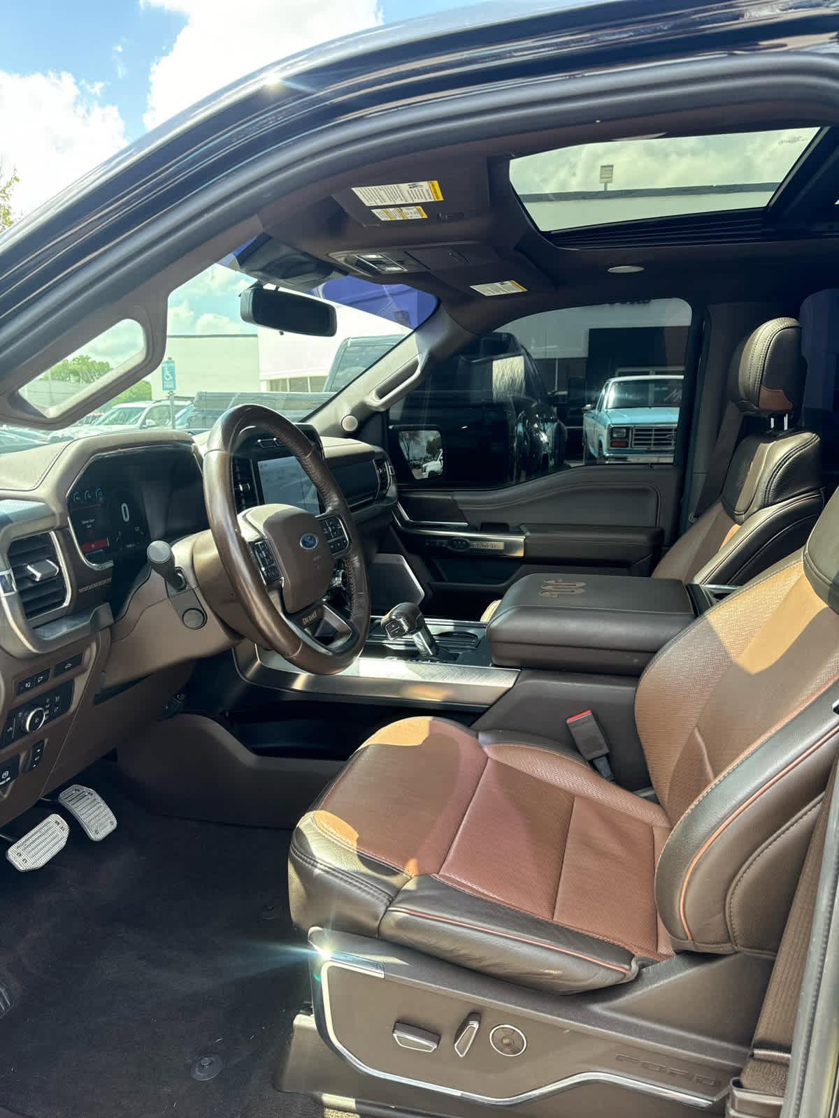 Used 2022 Ford F150 King Ranch w/ Equipment Group 601A High AWD/4WD image 6