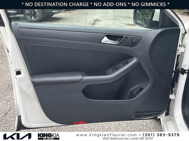 Used 2014 Volkswagen Jetta SE FWD image 19