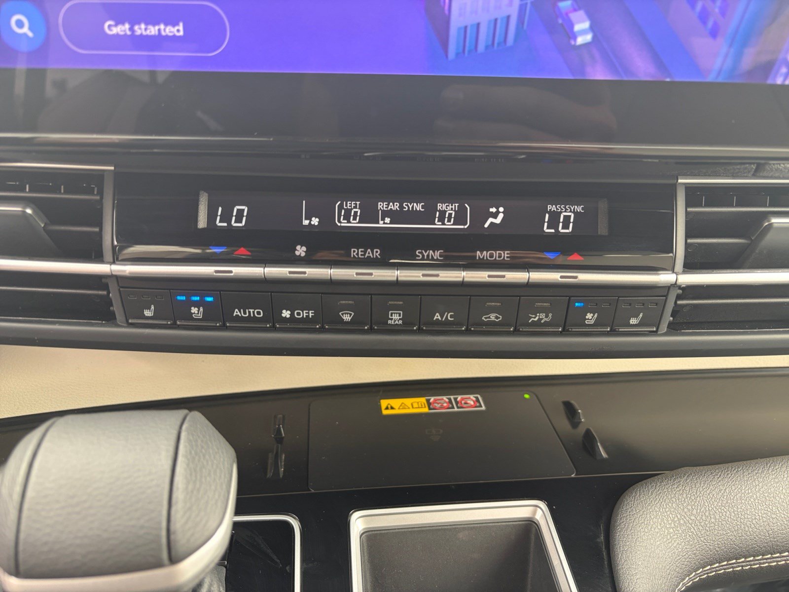 Used 2026 Toyota Sienna Platinum AWD/4WD image 22