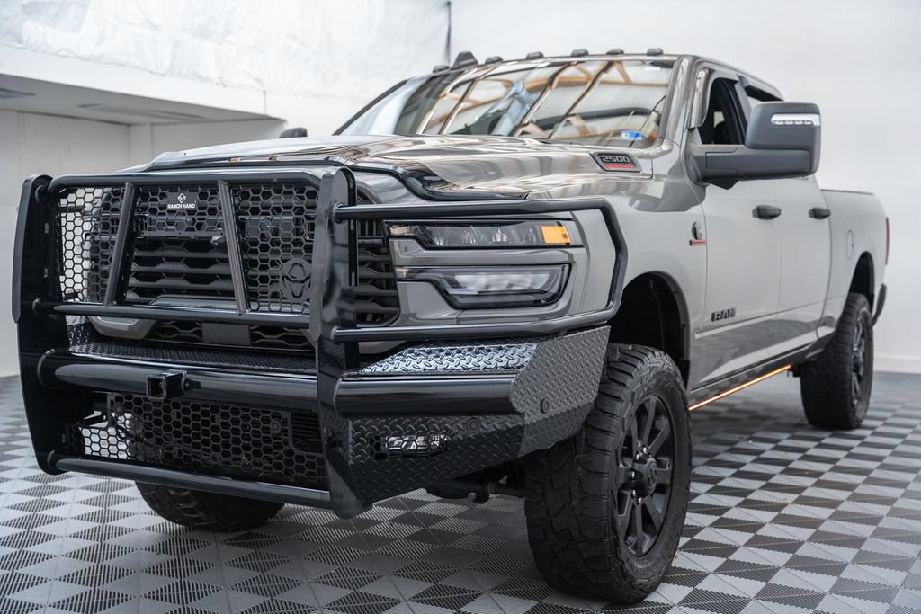 Used 2026 RAM 2500 Big Horn AWD/4WD image 3