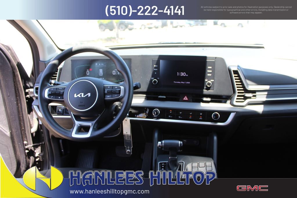 Used 2024 Kia Sportage LX FWD image 16