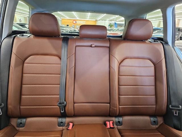 Used 2017 Volkswagen Golf Alltrack S image 12