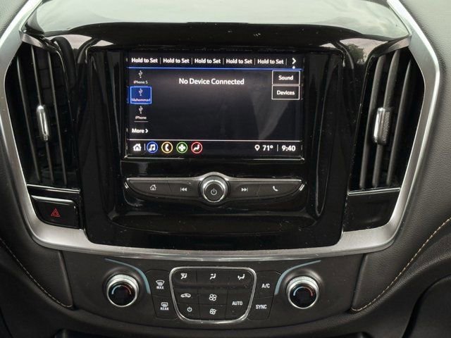 Used 2021 Chevrolet Traverse LS FWD image 14