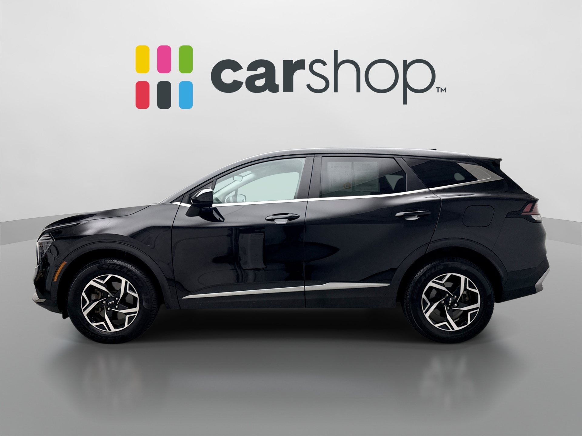 Used 2024 Kia Sportage LX AWD/4WD image 2