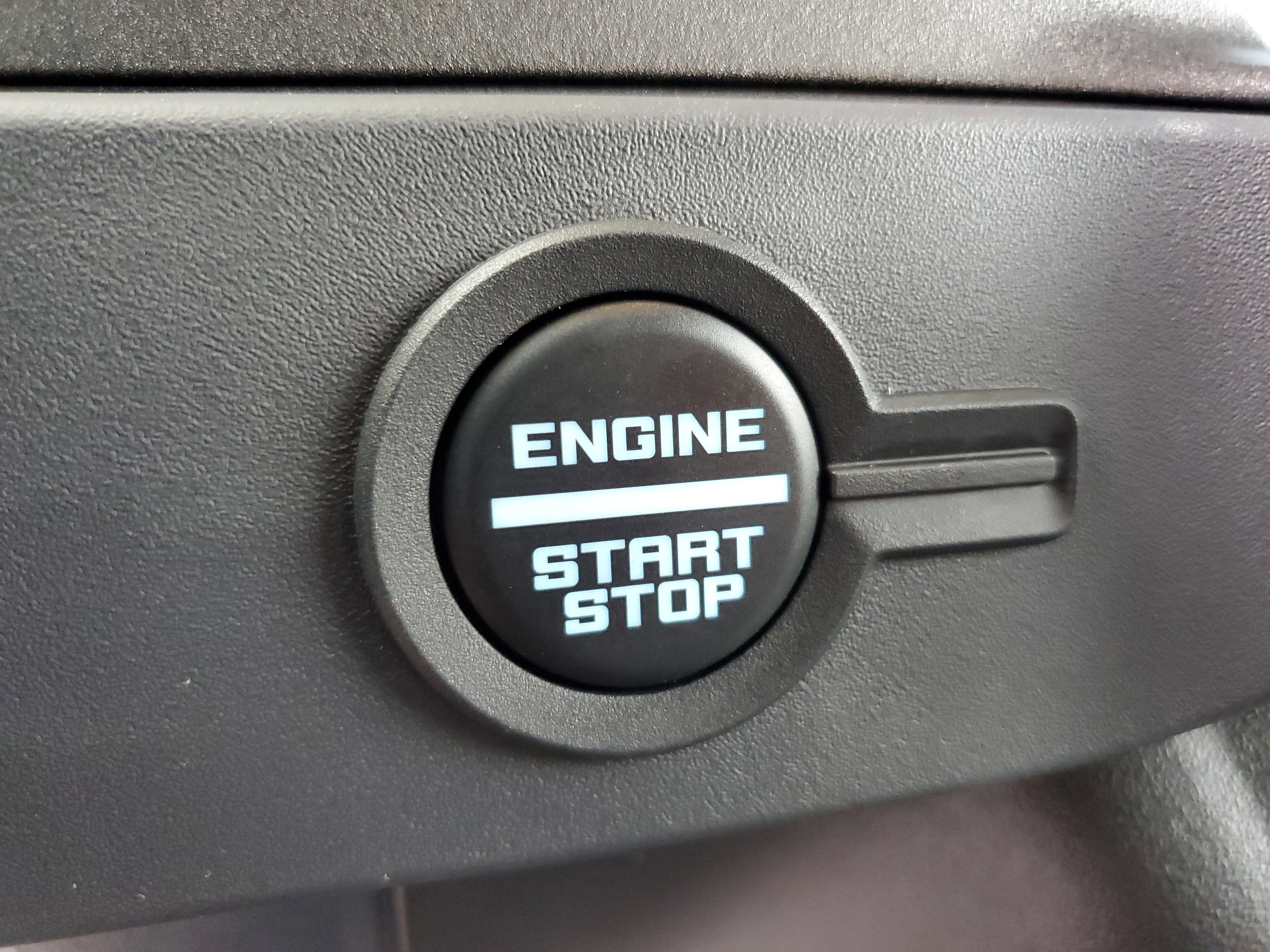 New 2025 Ford Bronco Base image 28