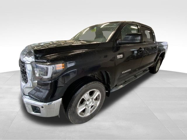 Used 2018 Toyota Tundra SR5 w/ SR5 Upgrade Package AWD/4WD image 2