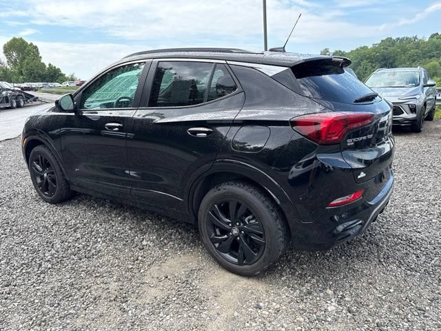 Used 2025 Buick Encore GX Sport Touring AWD/4WD image 3