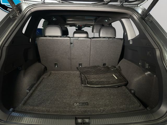 Used 2022 Volkswagen Tiguan SE R-Line image 26