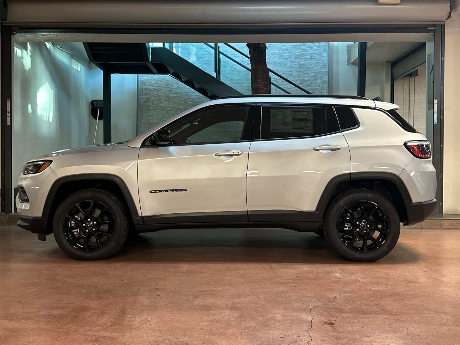 New 2026 Jeep Compass Latitude image 2