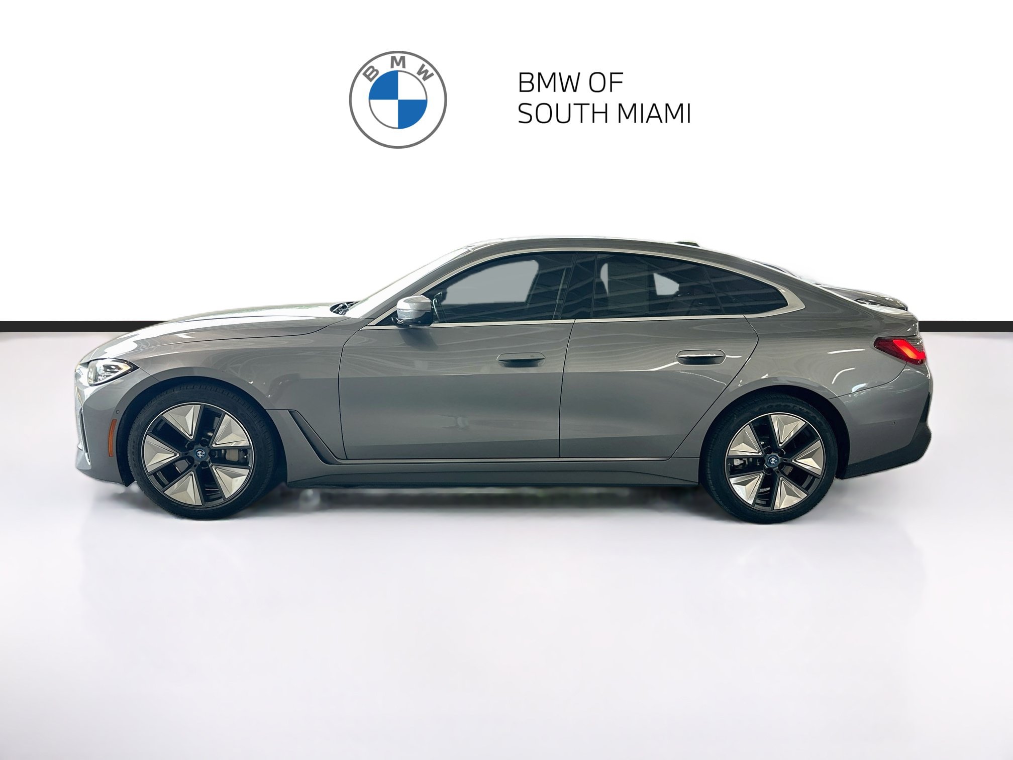 Certified 2023 BMW i4 eDrive40 RWD image 4
