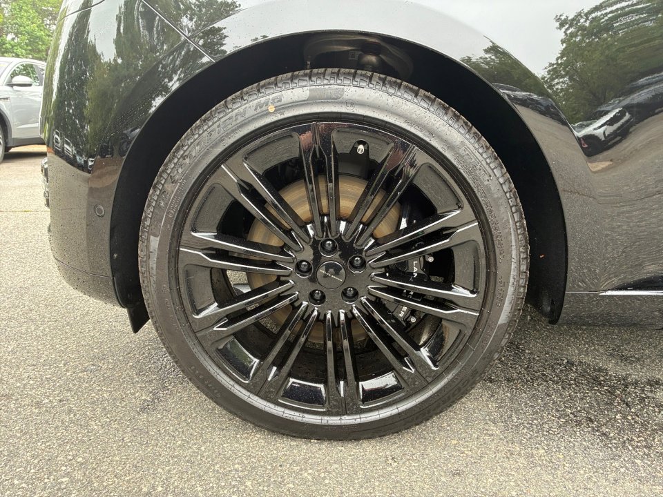 New 2026 Land Rover Range Rover Long Wheelbase Autobiography AWD/4WD image 27