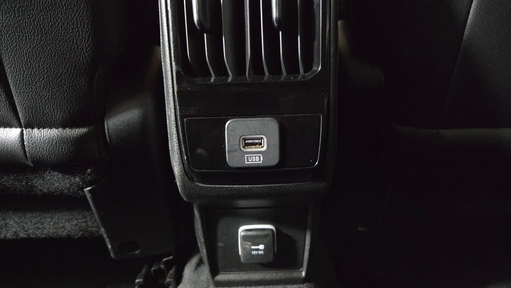 Used 2022 Jeep Compass Limited AWD/4WD image 29