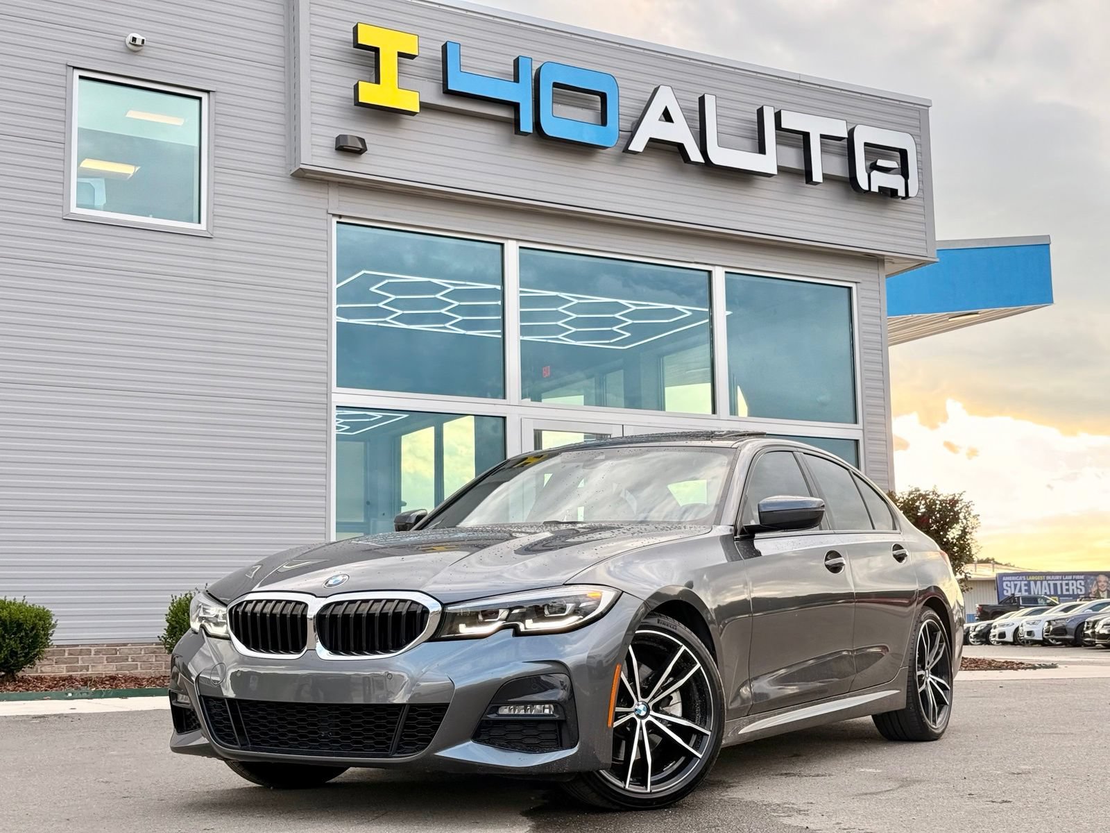 Used 2020 BMW 330i Sedan w/ M Sport Package RWD image 1
