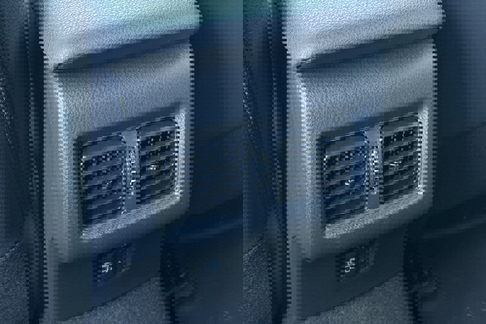 New 2026 Toyota Camry Hybrid image 14