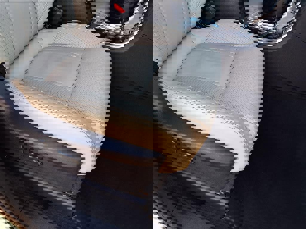 Used 2020 Subaru Ascent Limited w/ Popular Package #2A image 19