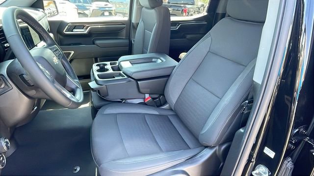 Used 2024 Chevrolet Silverado 1500 LT RWD image 11