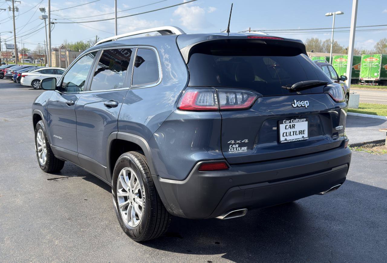 Used 2021 Jeep Cherokee Latitude Lux w/ Sun & Sound Group AWD/4WD image 17
