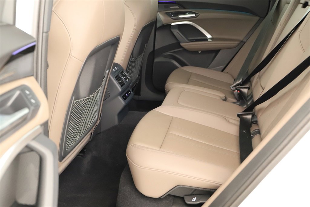 Certified 2025 Audi Q5 Prestige image 28