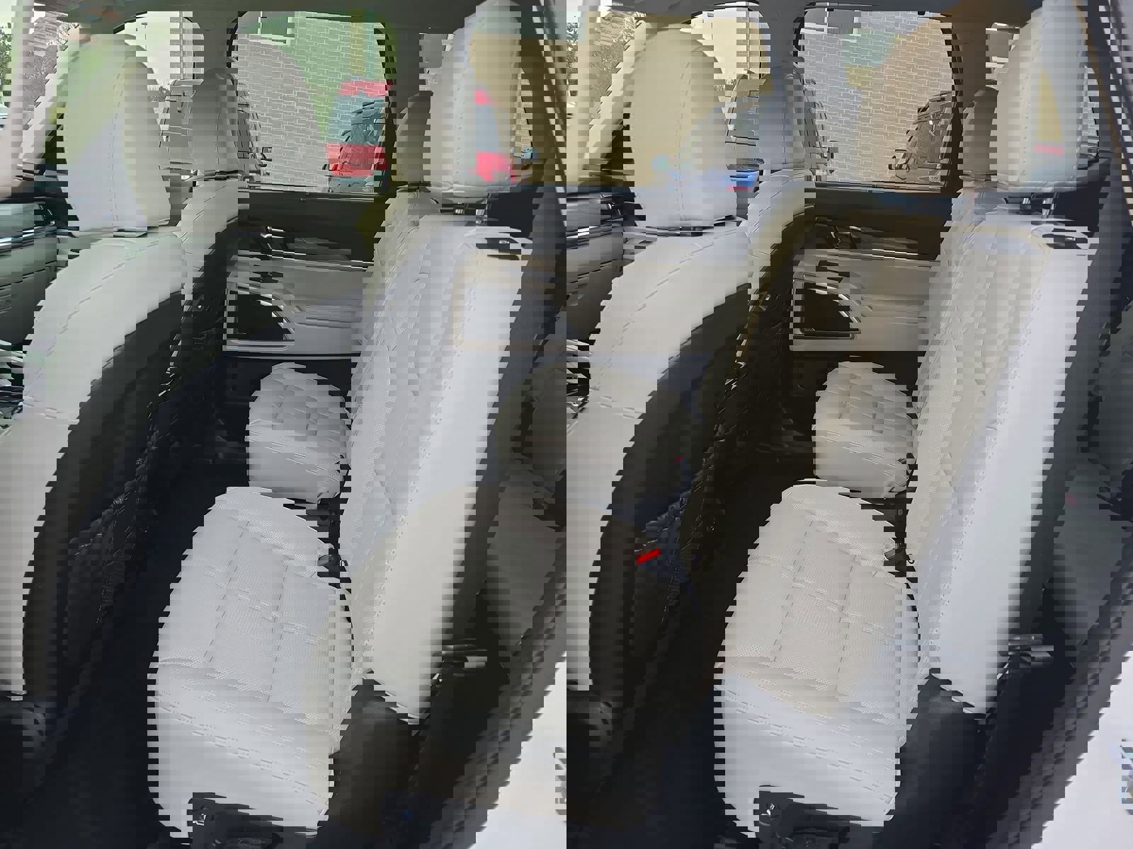 Used 2022 Kia Telluride EX w/ EX Premium Package image 15