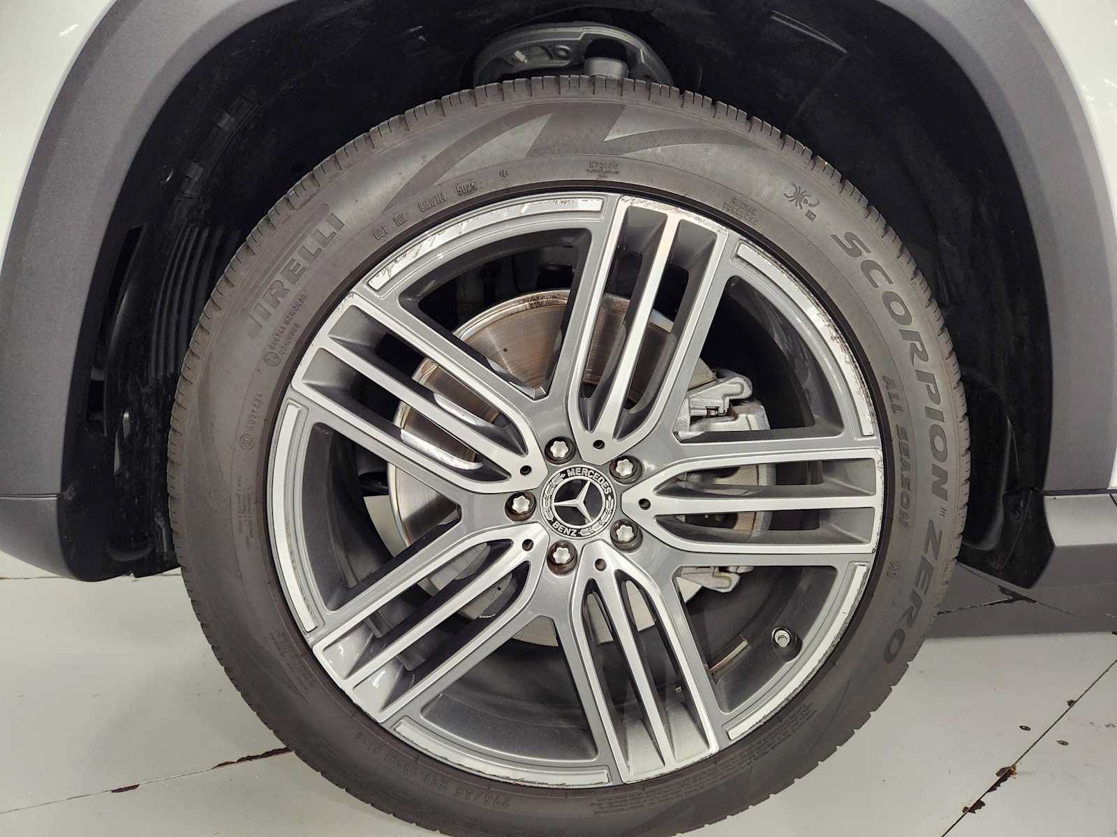 Used 2026 Mercedes-Benz GLS 450 4MATIC image 8