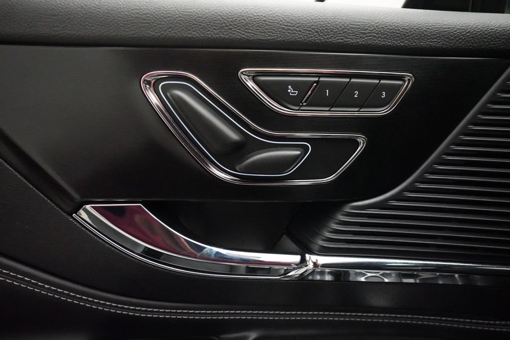 Used 2020 Lincoln Corsair AWD w/ Luxury Package image 28