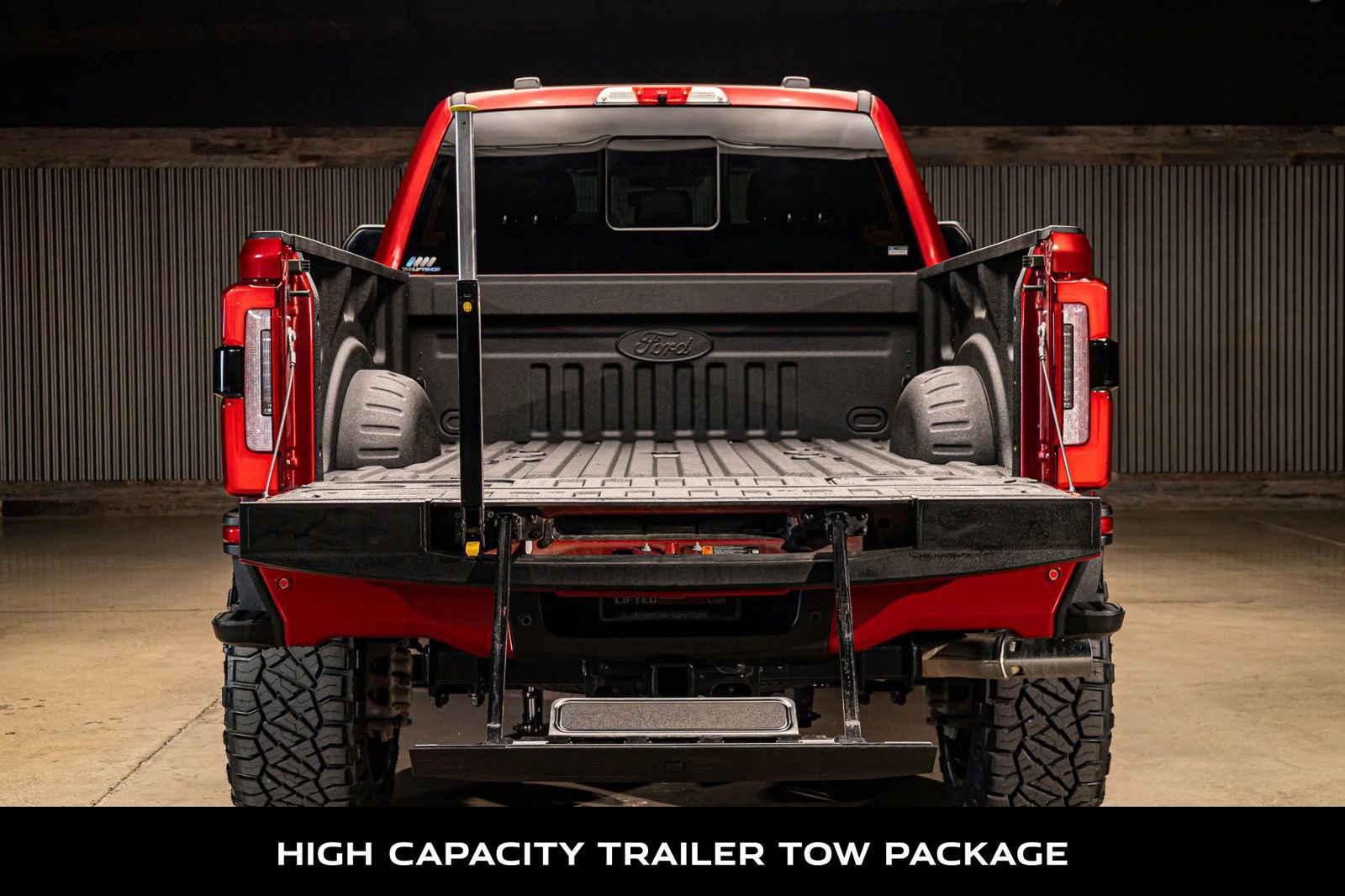 Used 2025 Ford F250 Platinum image 9