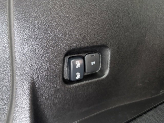 Used 2024 Ford Edge SEL w/ Convenience Package image 37