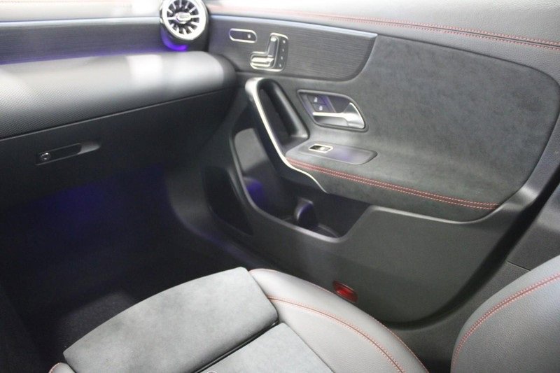 New 2025 Mercedes-Benz CLA 250 4MATIC image 11