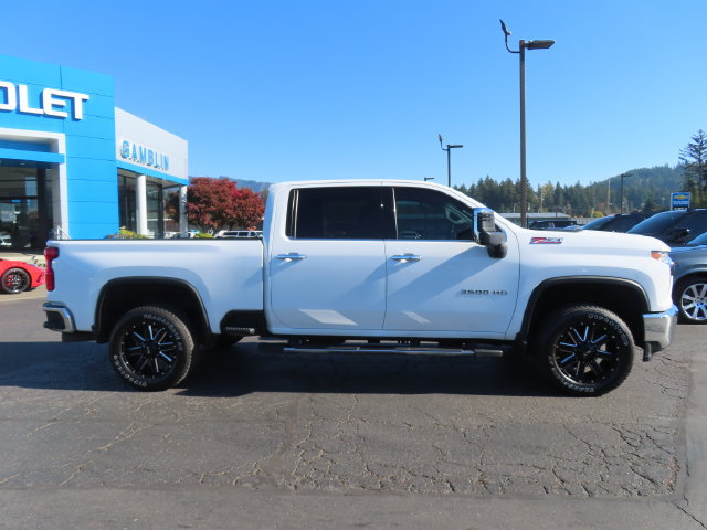 Used 2021 Chevrolet Silverado 3500 LTZ w/ LTZ Convenience Package AWD/4WD image 9