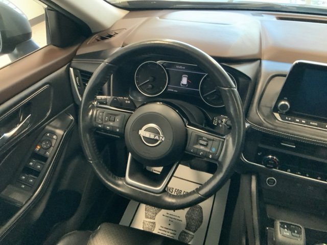 Used 2023 Nissan Rogue SV w/ SV Premium B Package image 25