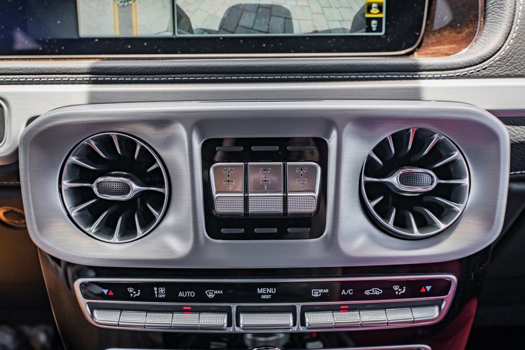 Used 2024 Mercedes-Benz G 63 AMG 4MATIC image 28