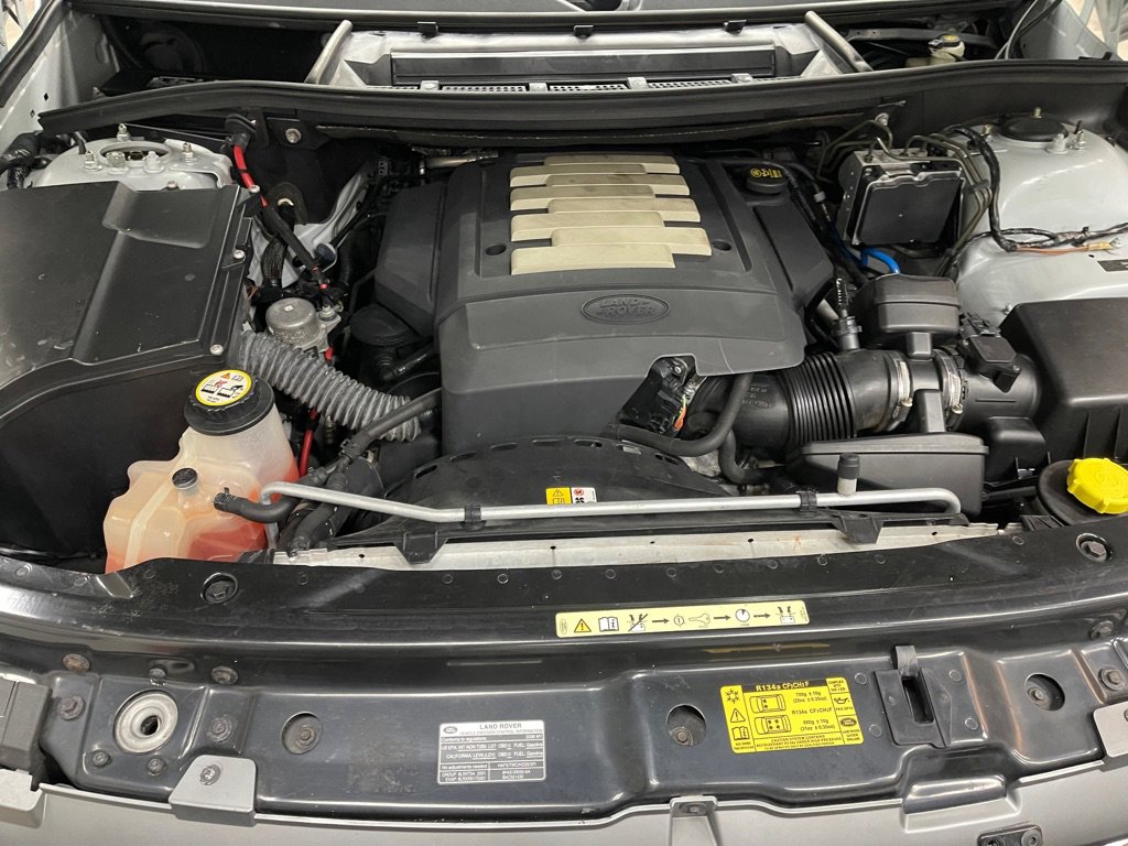 Used 2008 Land Rover Range Rover HSE image 28