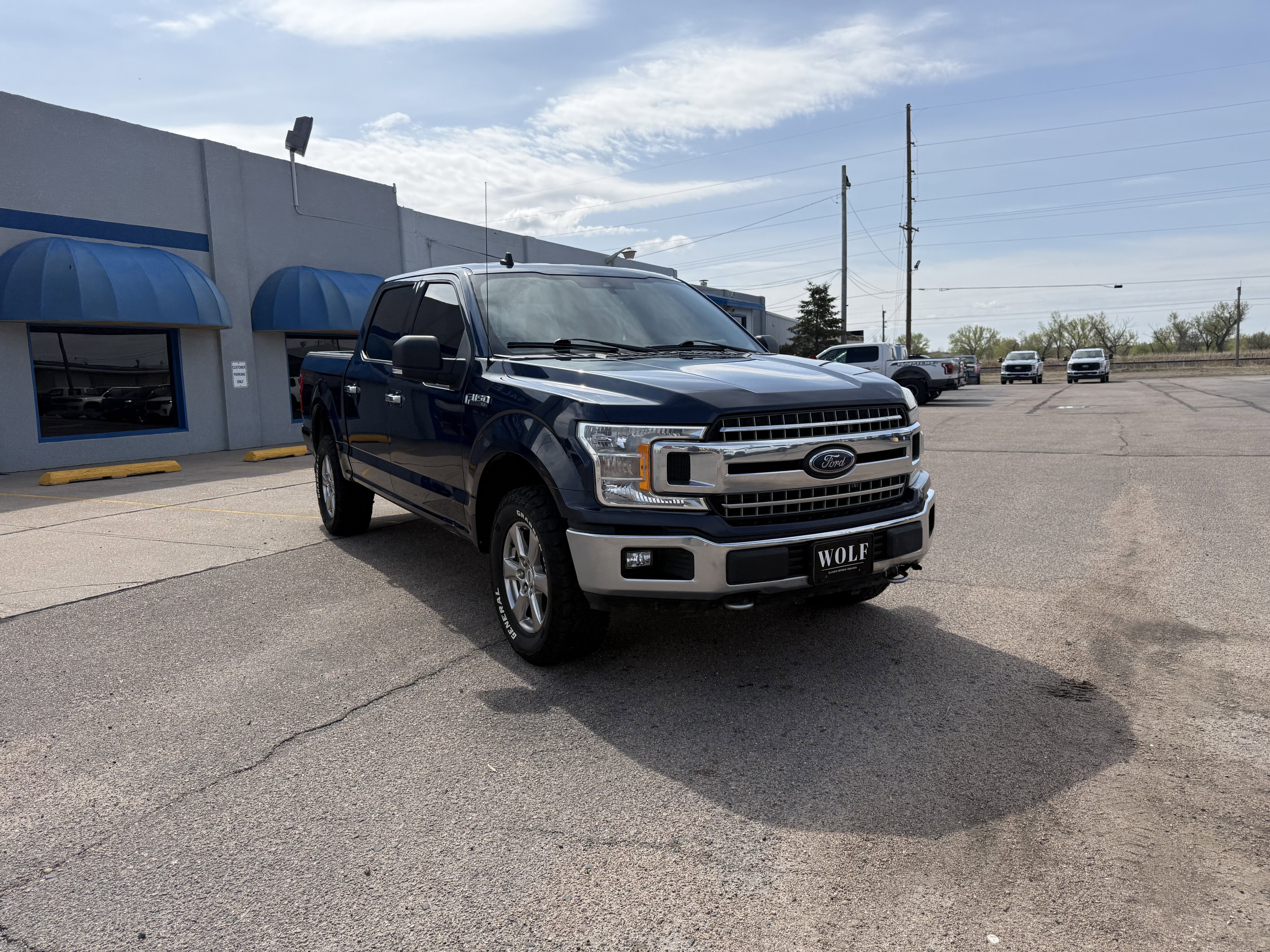 Used 2020 Ford F150 XLT w/ Equipment Group 302A Luxury AWD/4WD image 3