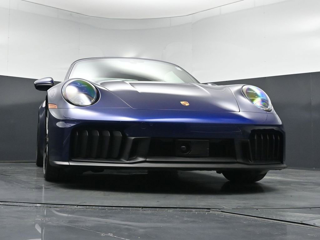 Certified 2026 Porsche 911 Carrera 4 GTS AWD/4WD image 29