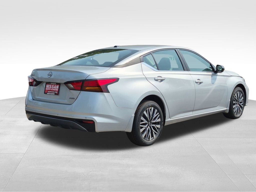 New 2026 Nissan Altima 2.5 SV AWD/4WD image 3