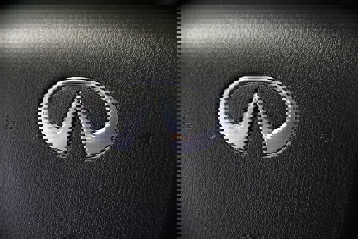Used 2024 INFINITI QX80 Luxe image 45