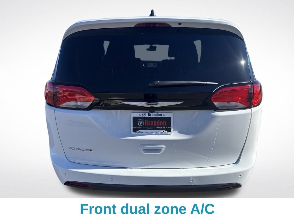 New 2026 Chrysler Voyager LX FWD image 5