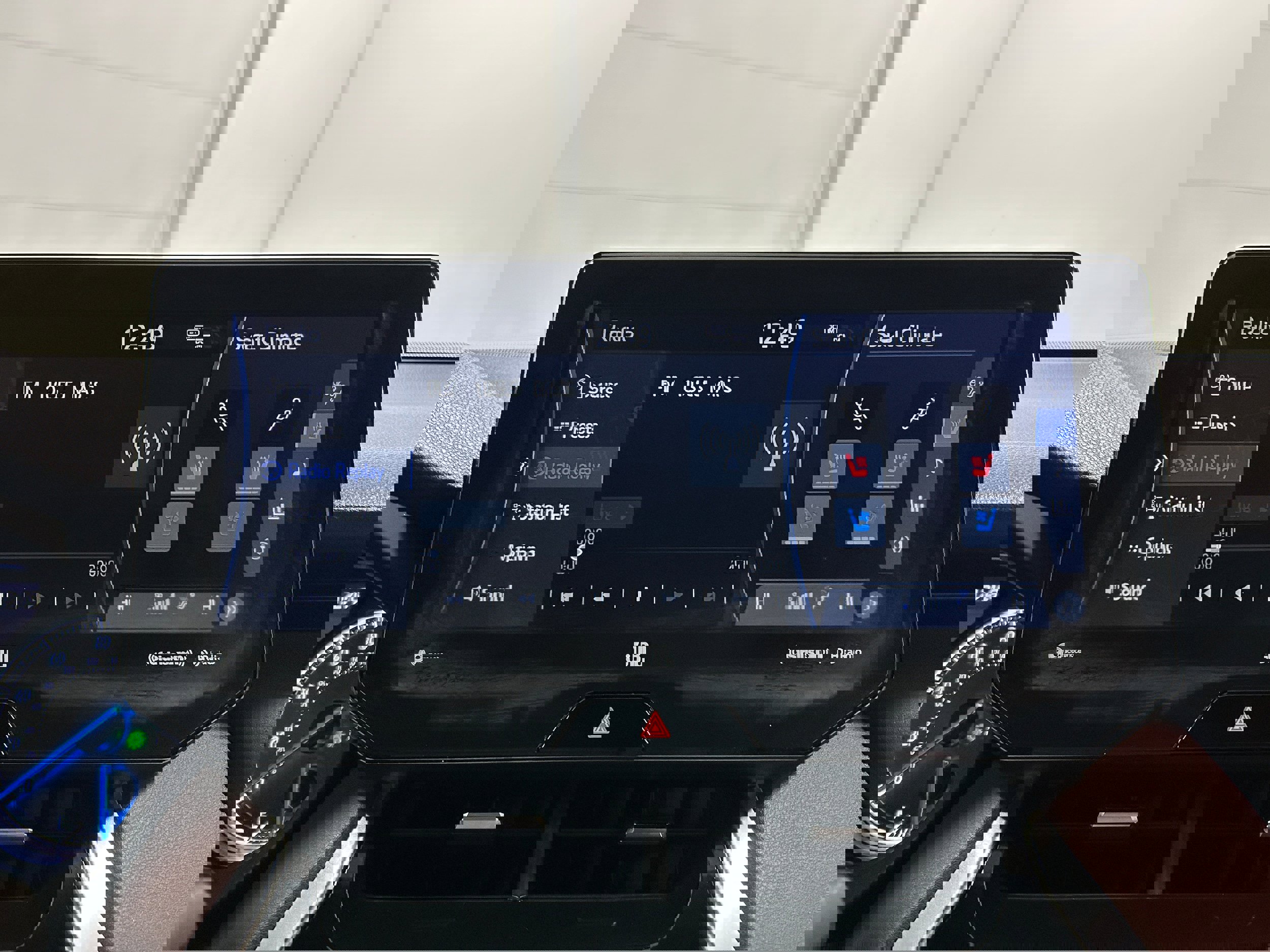 Used 2021 Toyota Venza Limited image 12