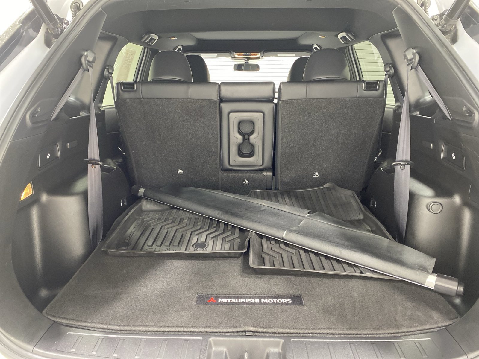 Used 2024 Mitsubishi Outlander SE Black Edition AWD/4WD image 24